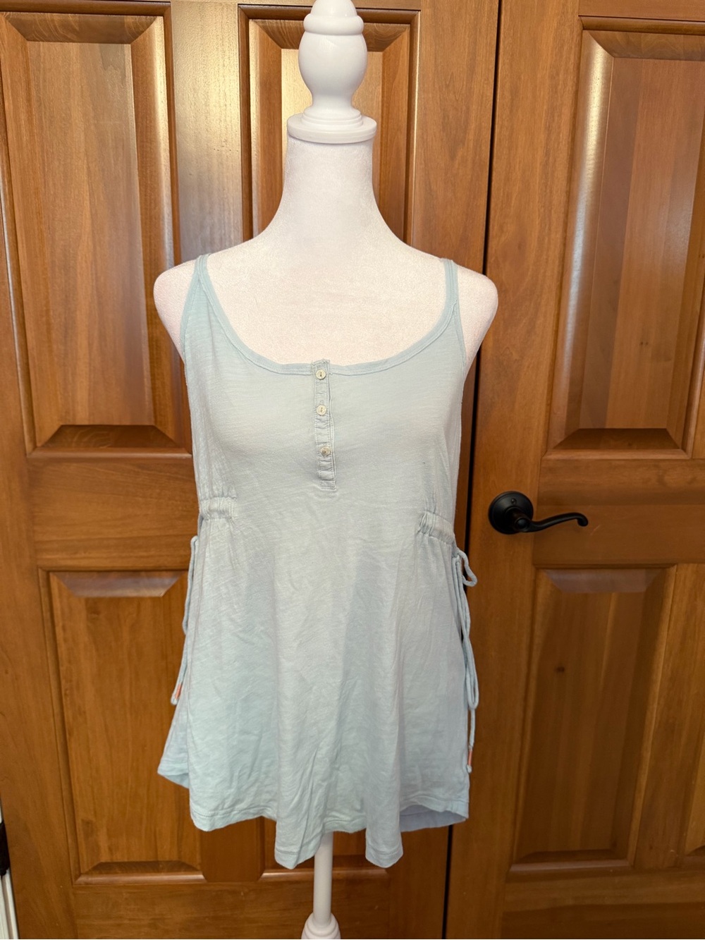 American Eagle Outfitters Light Blue Henley Side Cinch Tank Women’s L